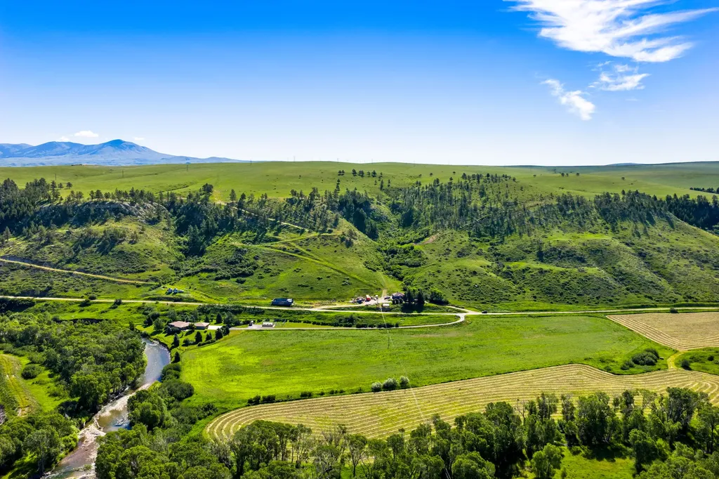 120 Armington Road Belt MT 59412