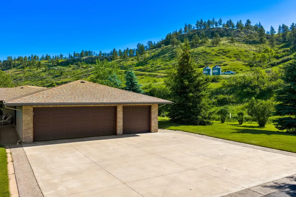 120 Armington Road Belt MT 59412
