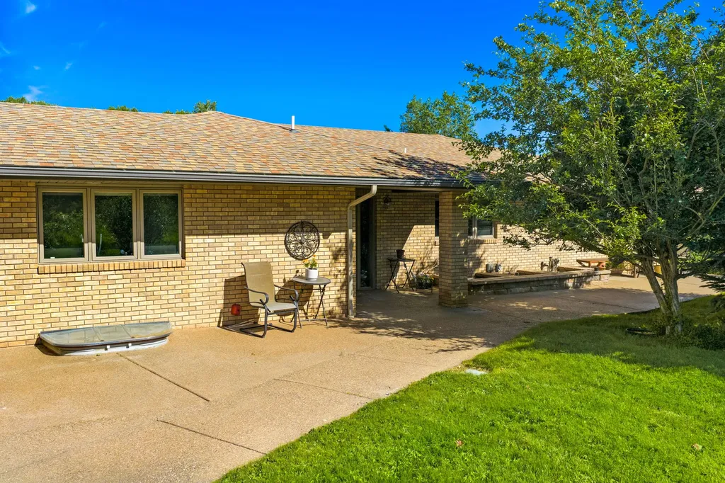 120 Armington Road Belt MT 59412