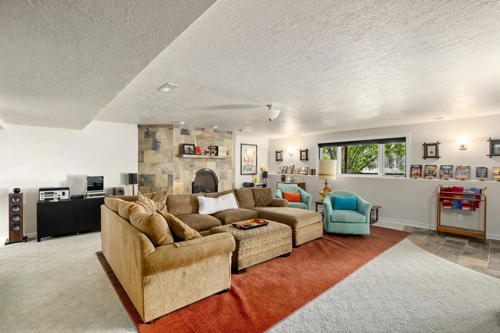 120 Armington Road Belt MT 59412