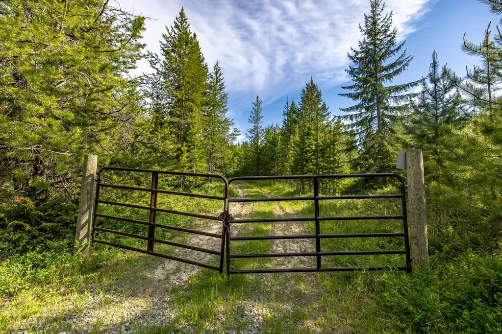 Nhn Fortine Creek Road Trego MT 59934