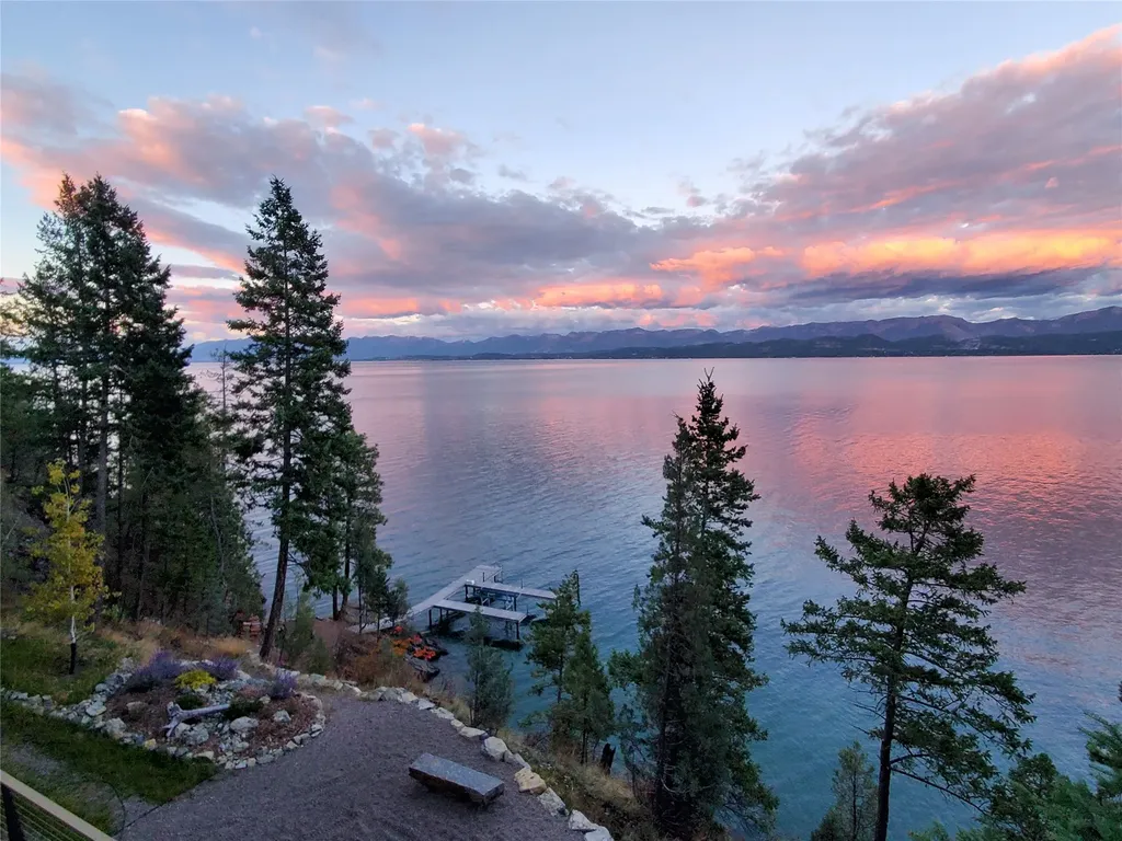 885 Angel Point Road Lakeside MT 59922