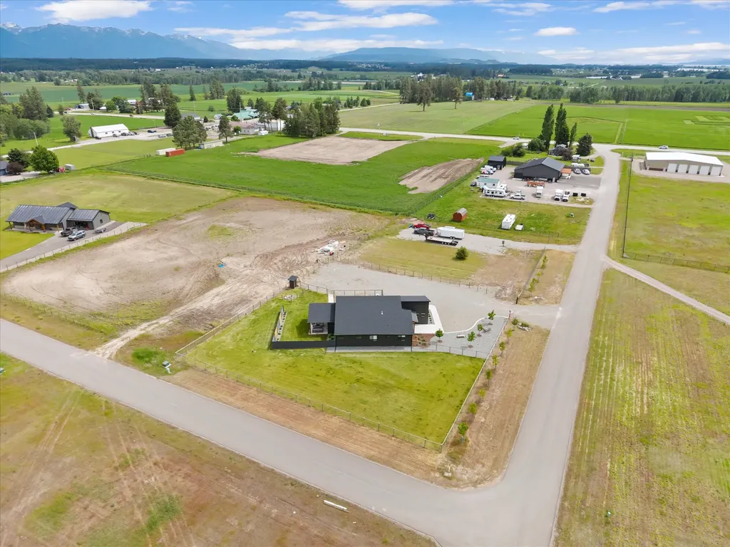 83 Creston Trail Kalispell MT 59901