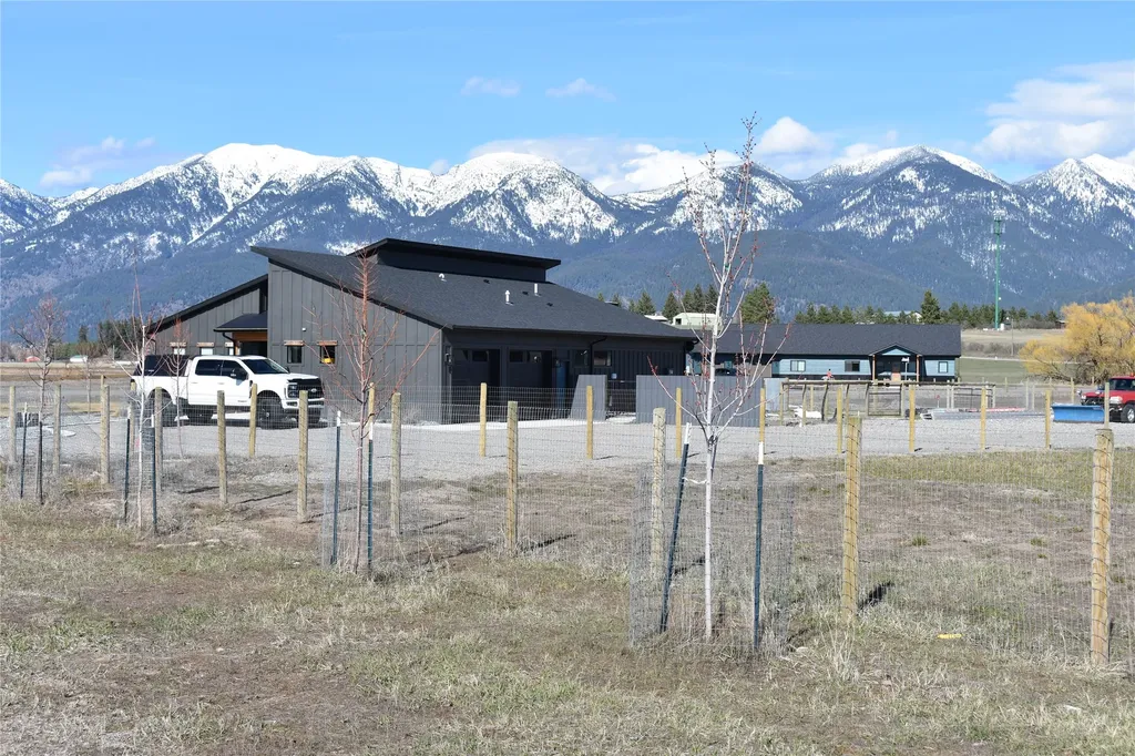 83 Creston Trail Kalispell MT 59901