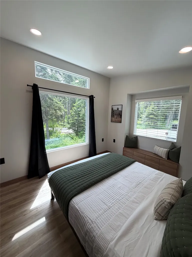 32720 Pine Meadow Drive Bigfork MT 59911