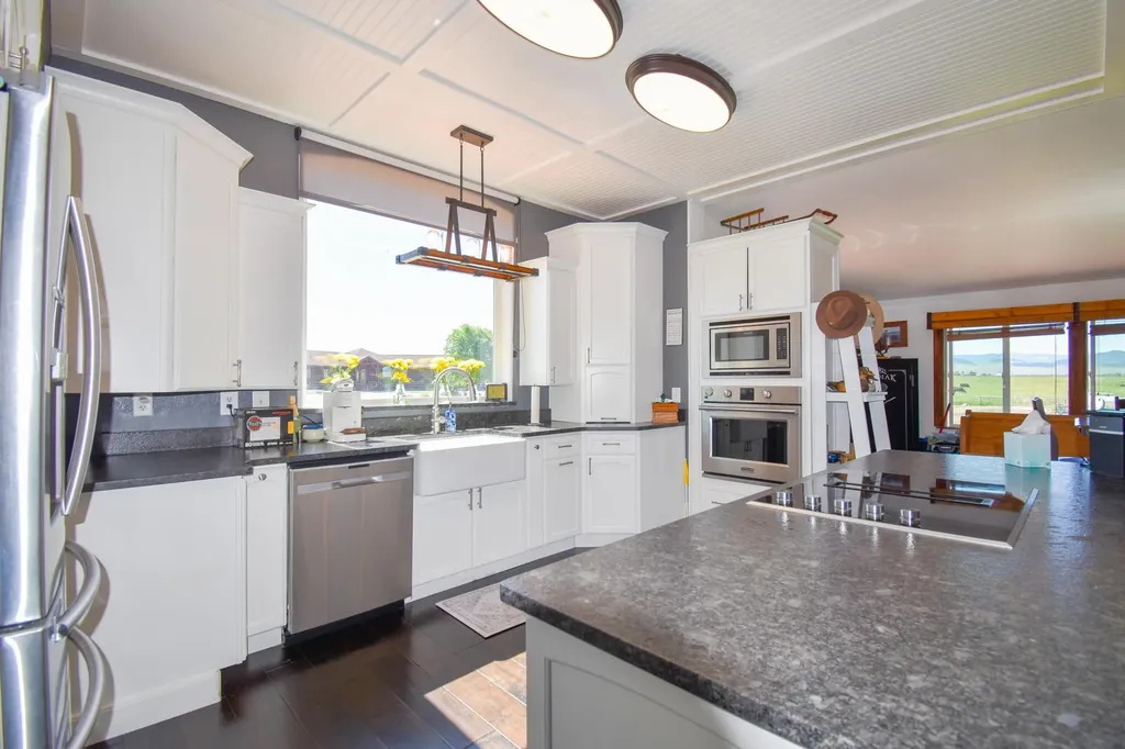 35263 Dublin Gulch Road St Ignatius MT 59865