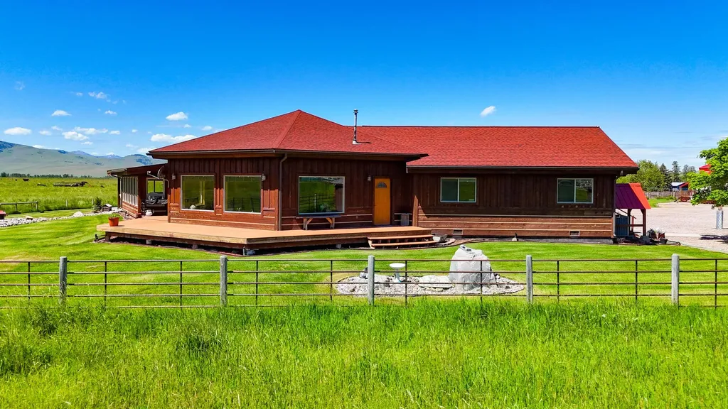35263 Dublin Gulch Road St Ignatius MT 59865