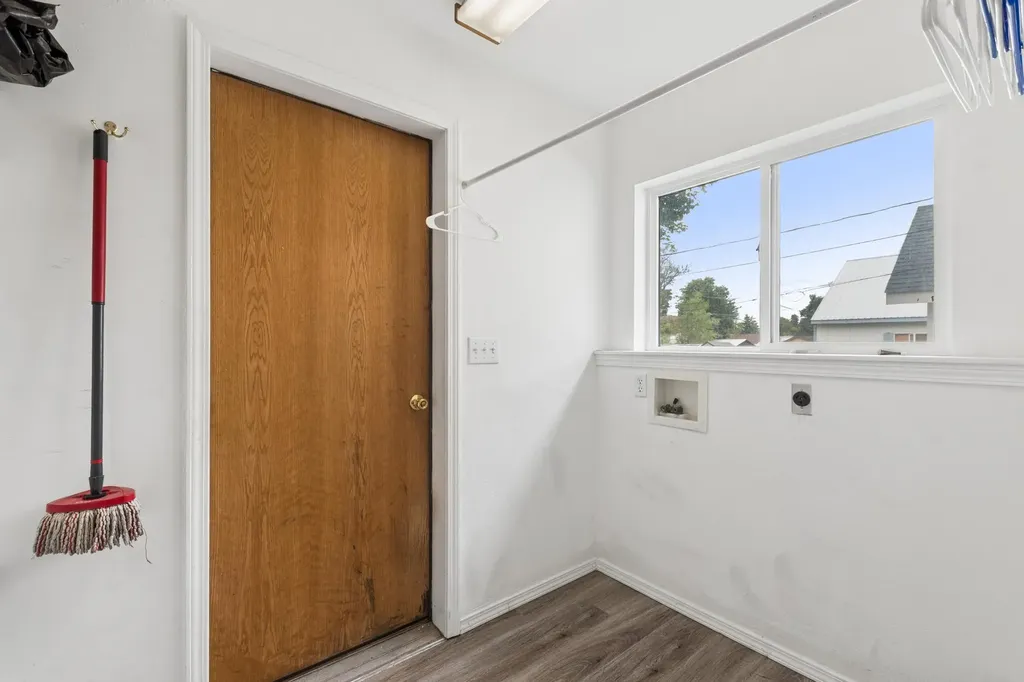 1027 5th Avenue W Kalispell MT 59901