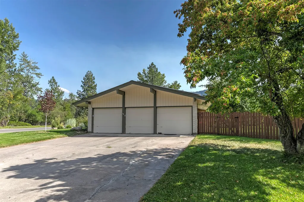3807 Lincoln Road Missoula MT 59802