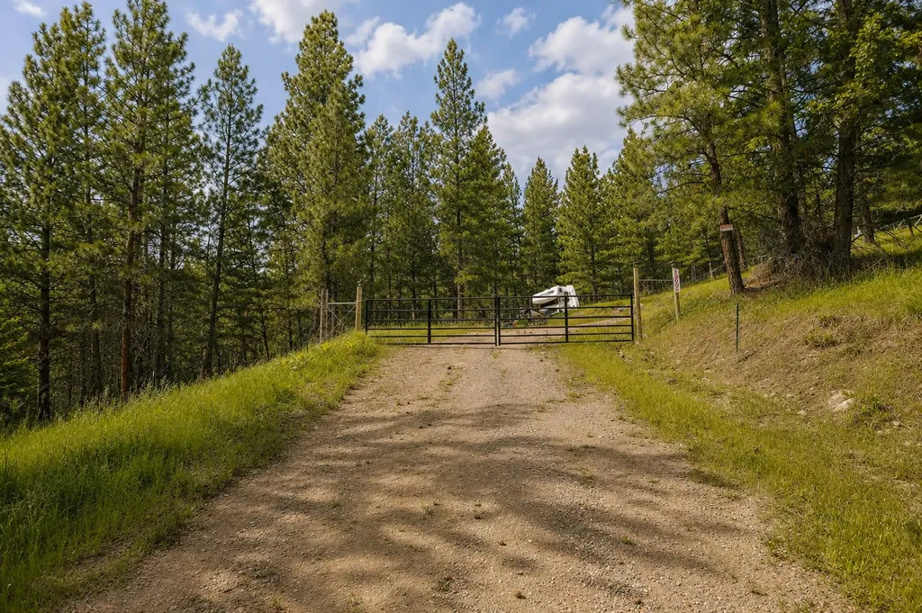 2025 Haywire Gulch Kalispell MT 59901
