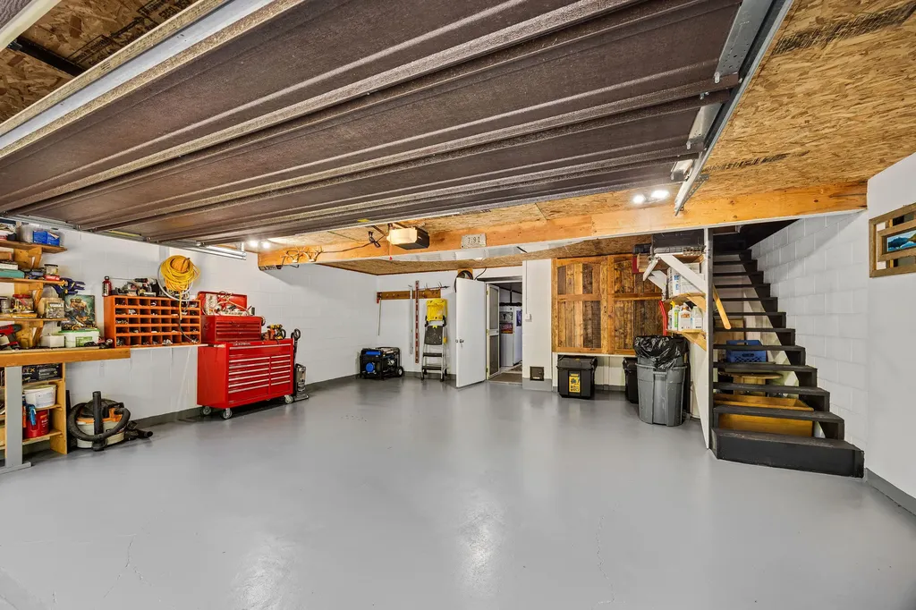 3965 North Fork Road Columbia Falls MT 59912