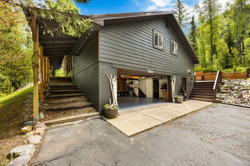 3965 North Fork Road Columbia Falls MT 59912