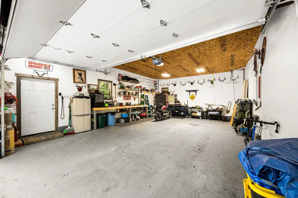 3965 North Fork Road Columbia Falls MT 59912