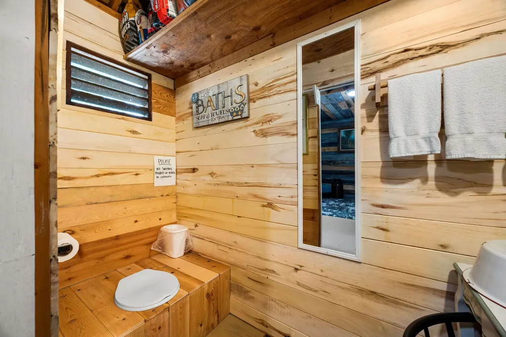 3965 North Fork Road Columbia Falls MT 59912