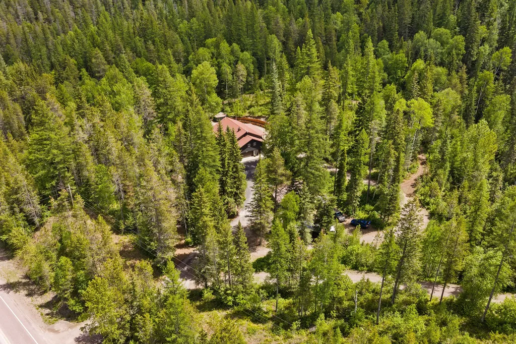3965 North Fork Road Columbia Falls MT 59912