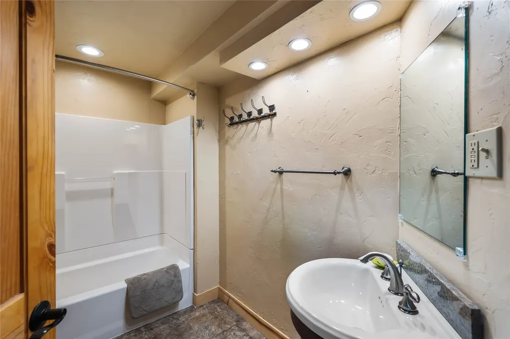 67 Overlook Ridge Kalispell MT 59901