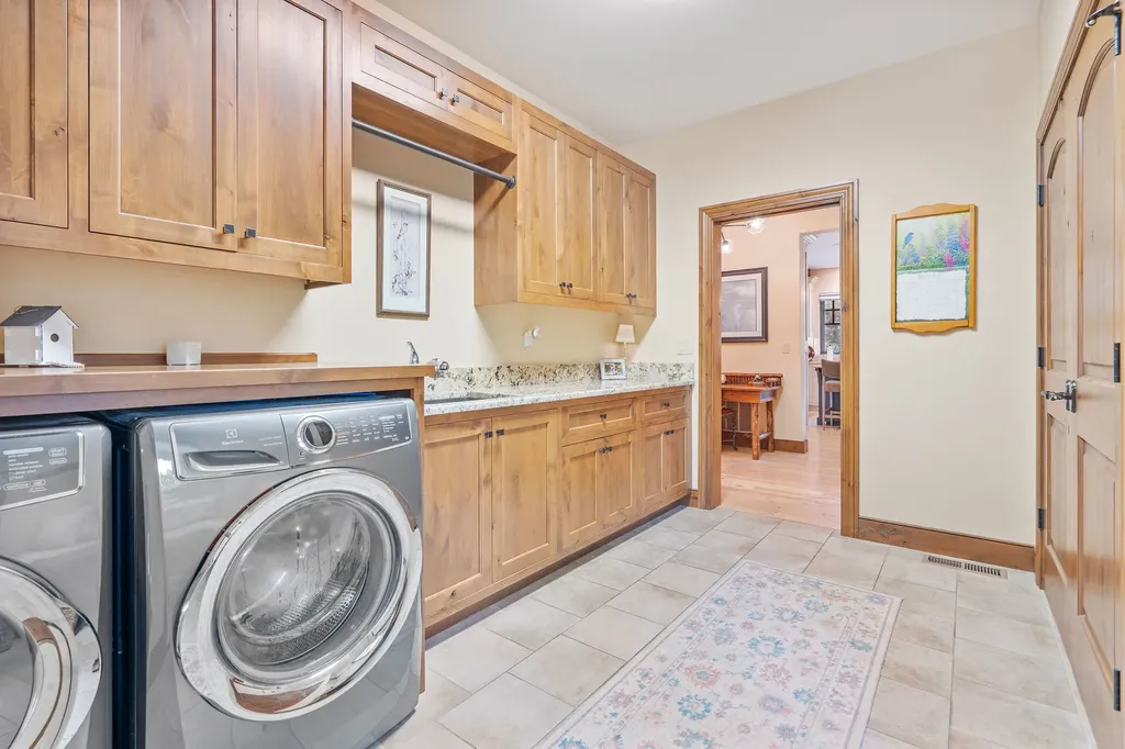 3010 River Lakes Drive Whitefish MT 59937