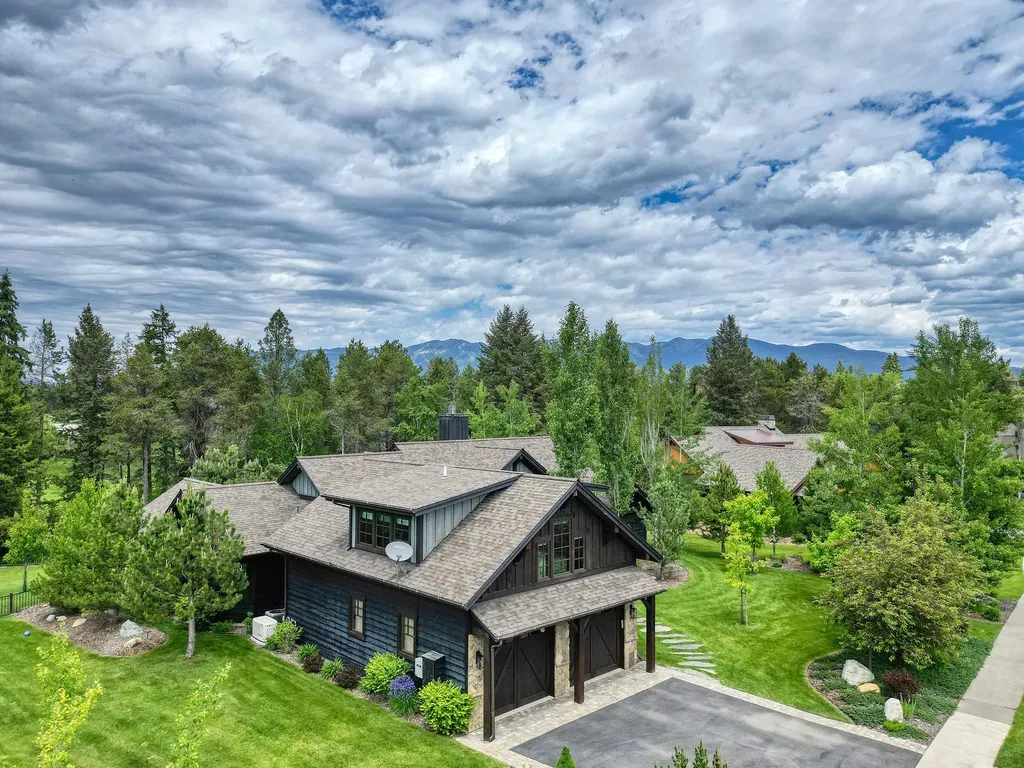 3010 River Lakes Drive Whitefish MT 59937