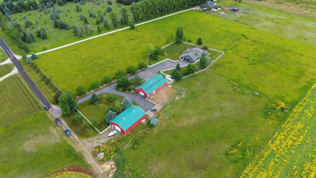 309 Cardinal Lane Kalispell MT 59901