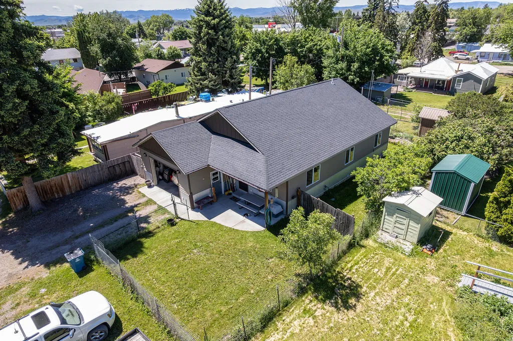 515 2nd Avenue SE Ronan MT 59864