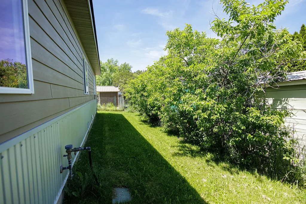 515 2nd Avenue SE Ronan MT 59864