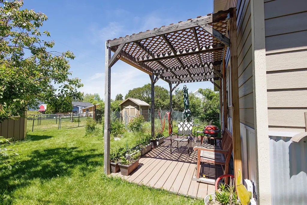 515 2nd Avenue SE Ronan MT 59864