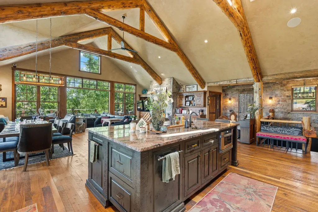 1161 Whispering Rock Bigfork MT 59911