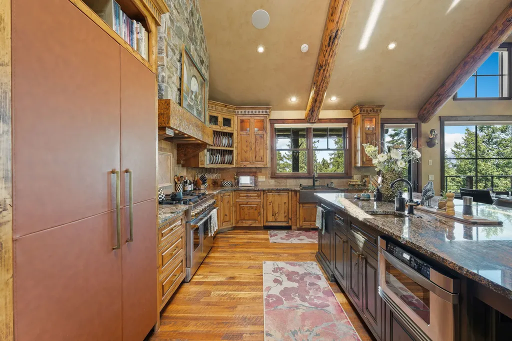 1161 Whispering Rock Bigfork MT 59911