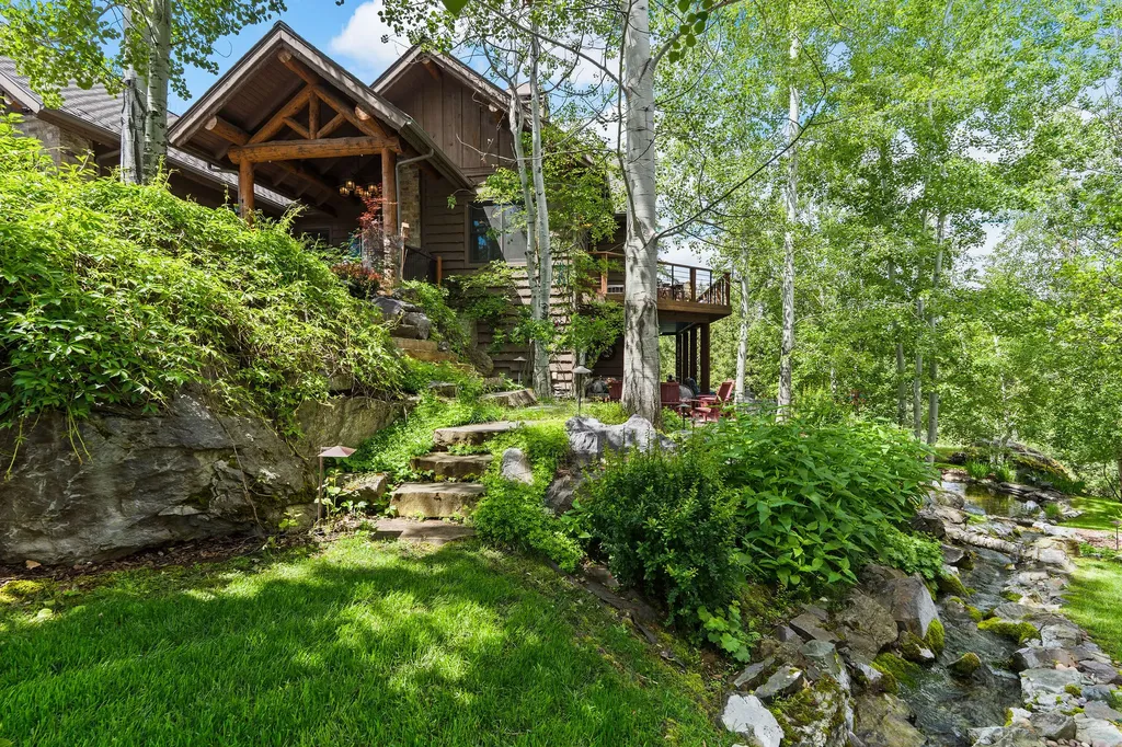 1161 Whispering Rock Bigfork MT 59911