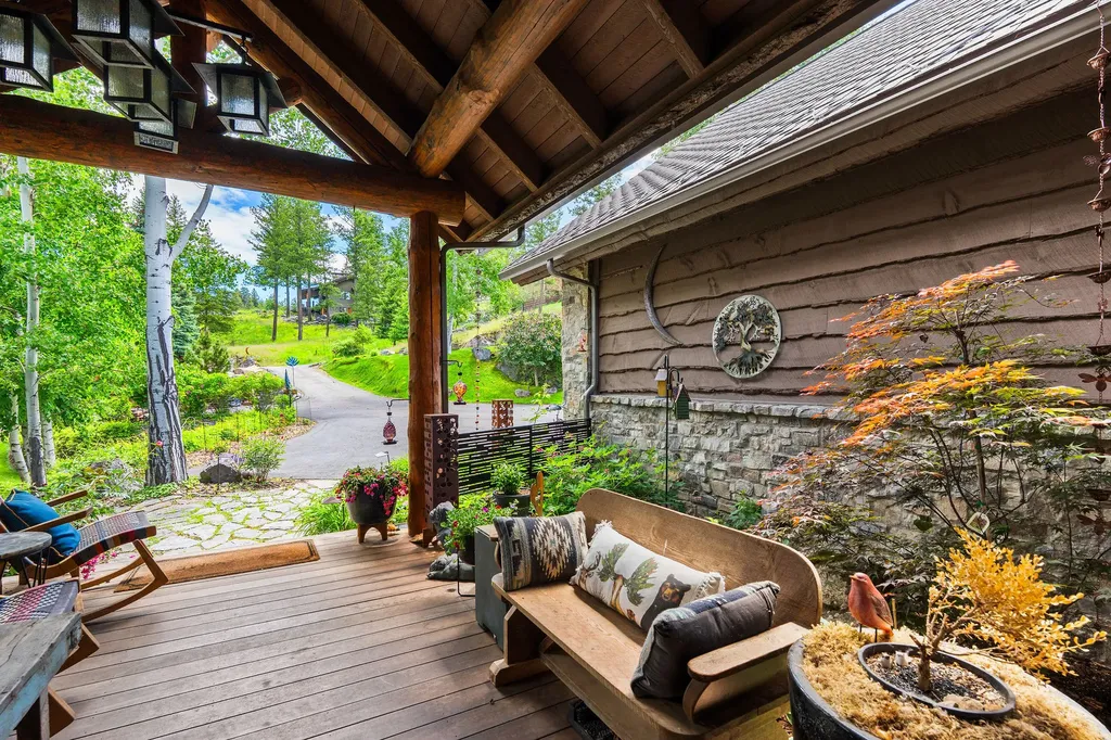 1161 Whispering Rock Bigfork MT 59911
