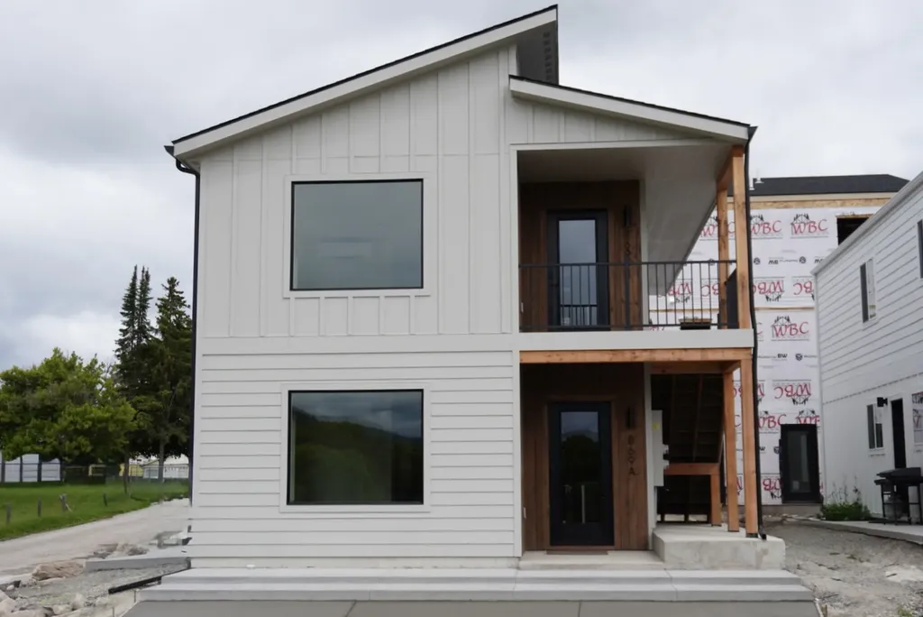 869 9th Street W Kalispell MT 59901