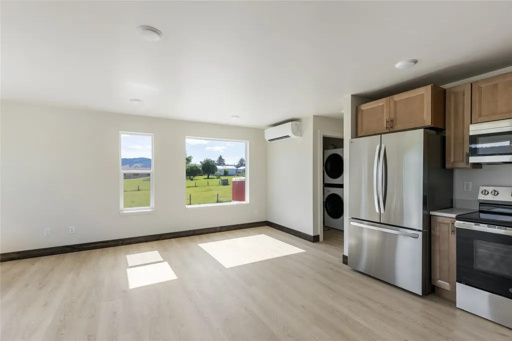 869 9th Street W Kalispell MT 59901