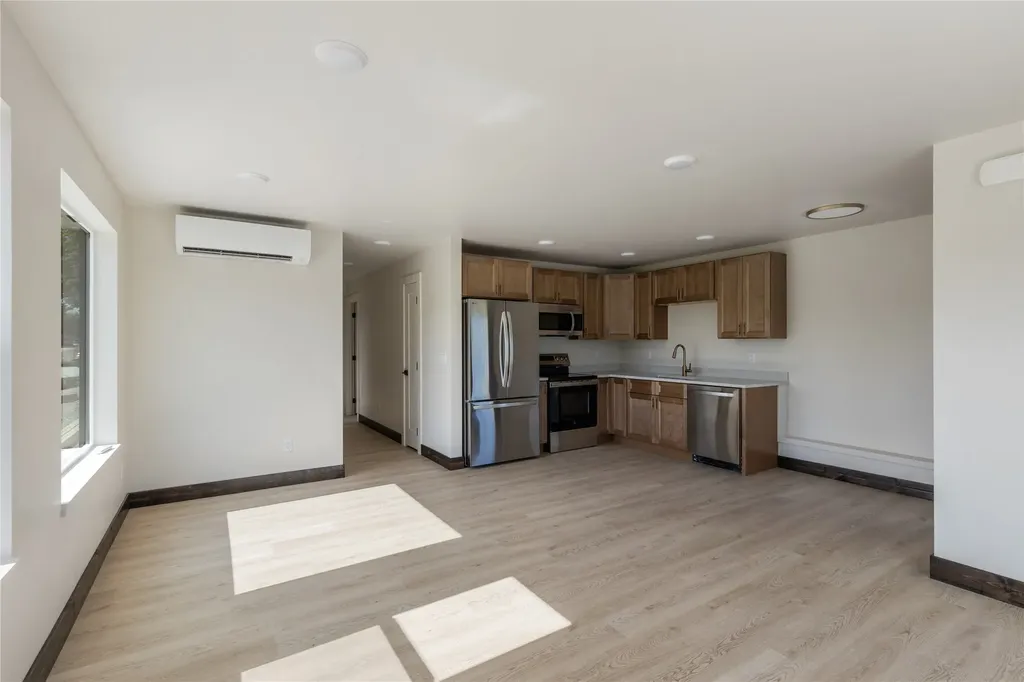 869 9th Street W Kalispell MT 59901
