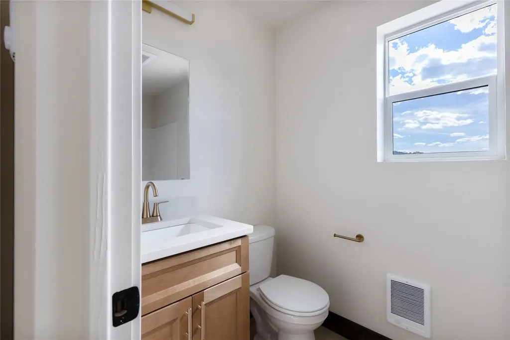 869 9th Street W Kalispell MT 59901
