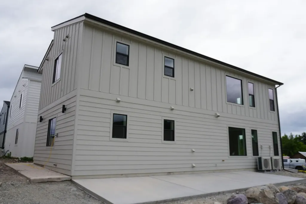 869 9th Street W Kalispell MT 59901