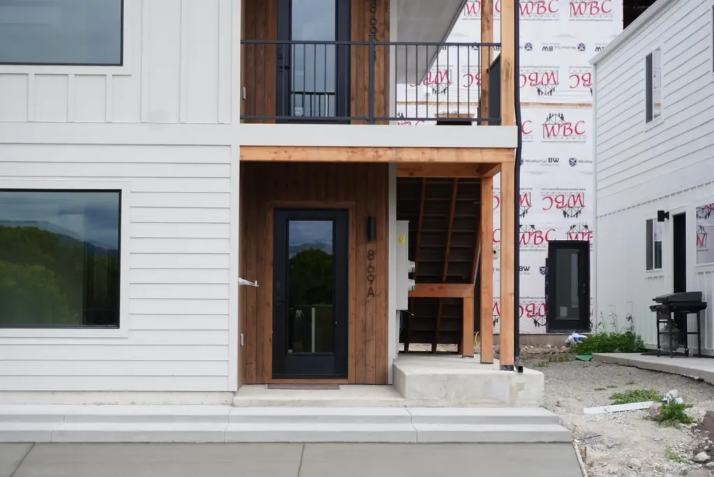 869 9th Street W Kalispell MT 59901