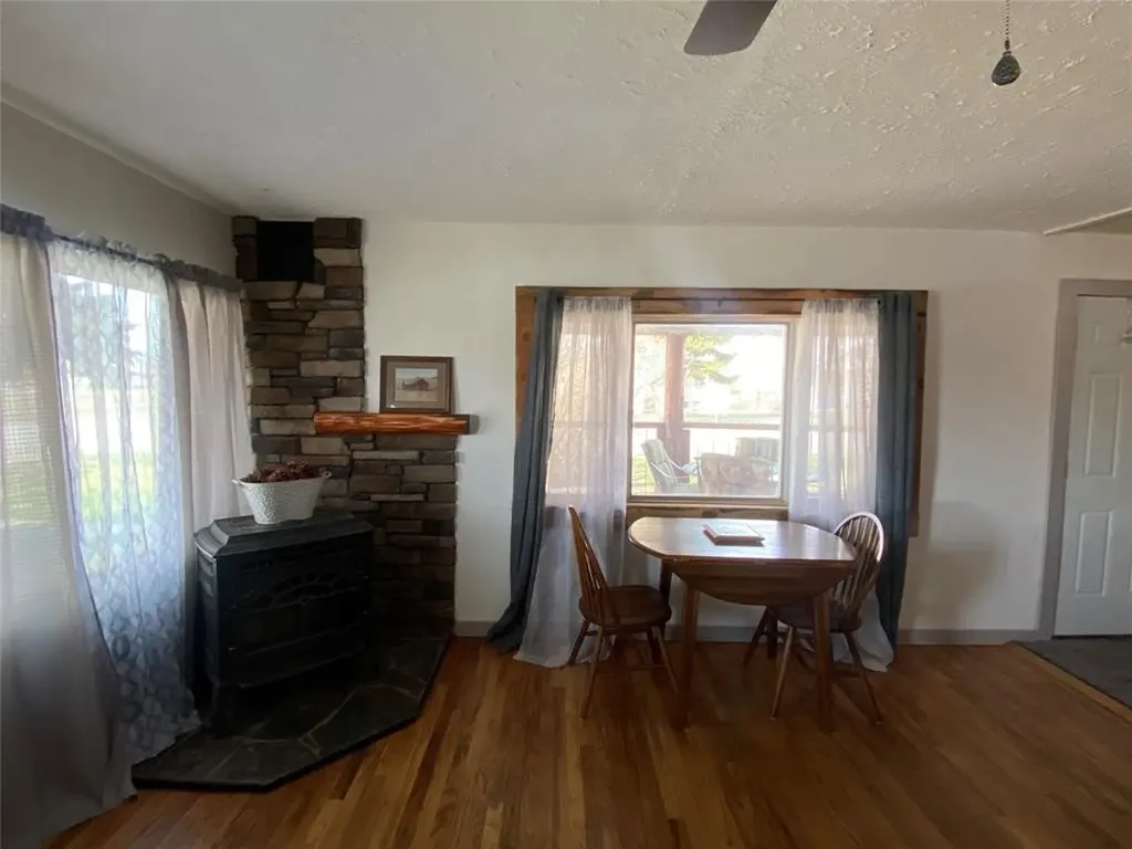 523 W Peterson Avenue Deer Lodge MT 59722