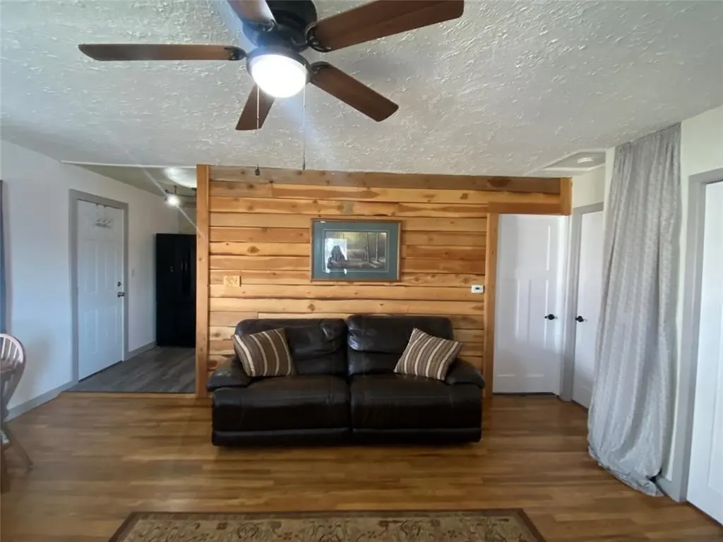523 W Peterson Avenue Deer Lodge MT 59722