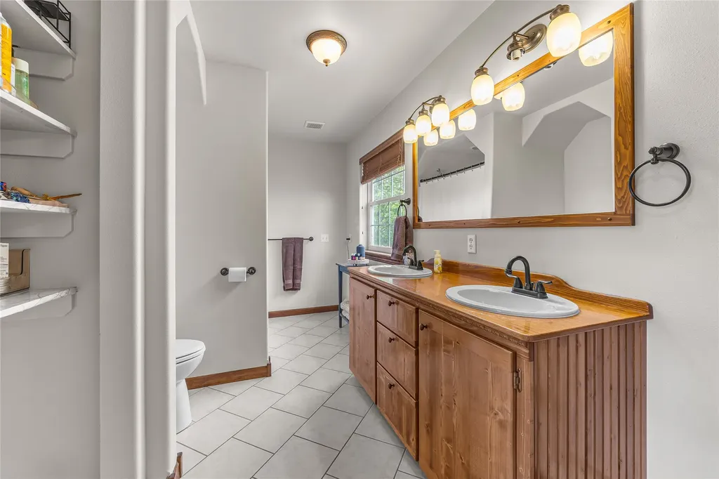 674 Bittersweet Way Corvallis MT 59828