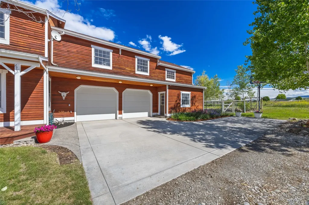 674 Bittersweet Way Corvallis MT 59828
