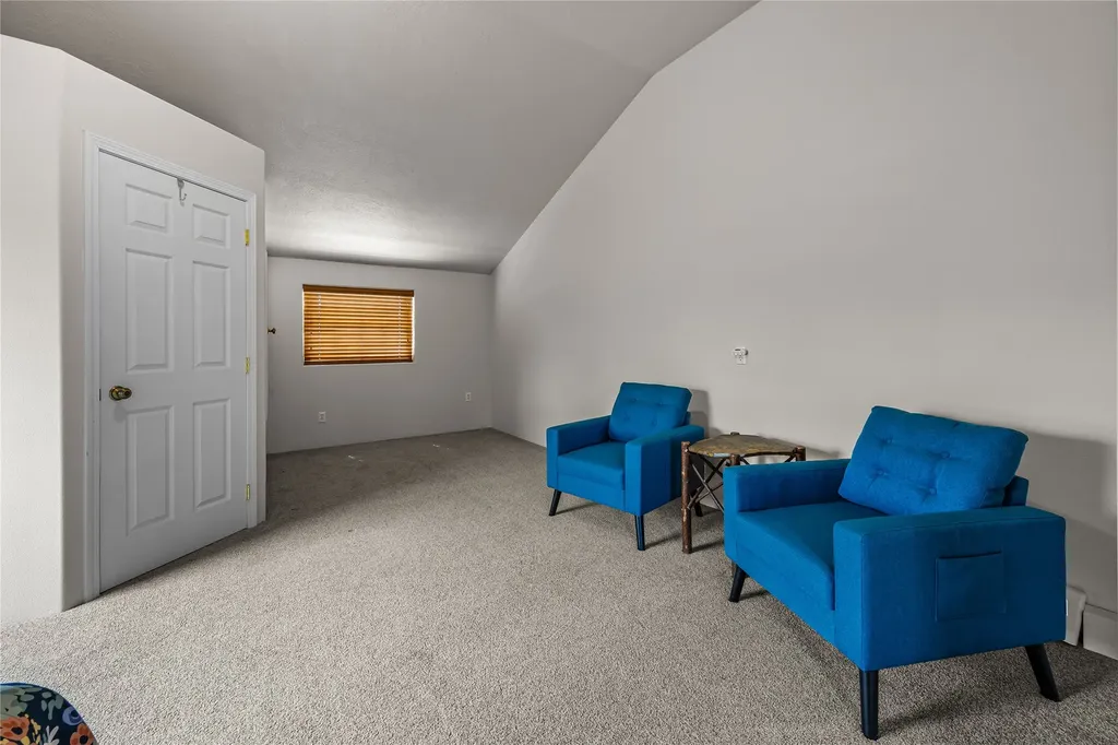 674 Bittersweet Way Corvallis MT 59828