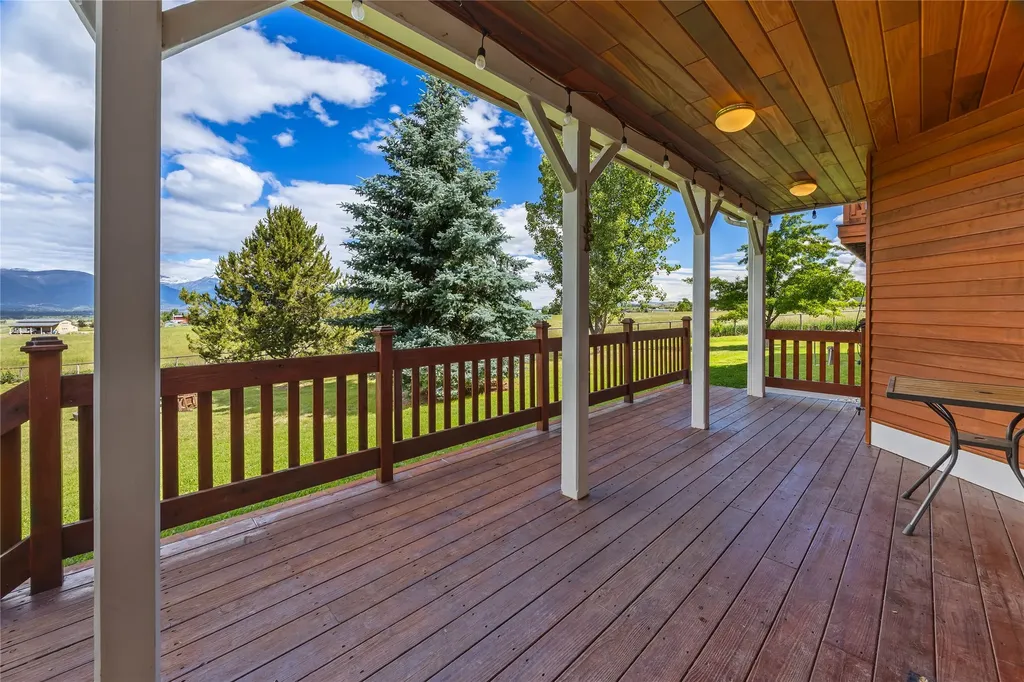 674 Bittersweet Way Corvallis MT 59828