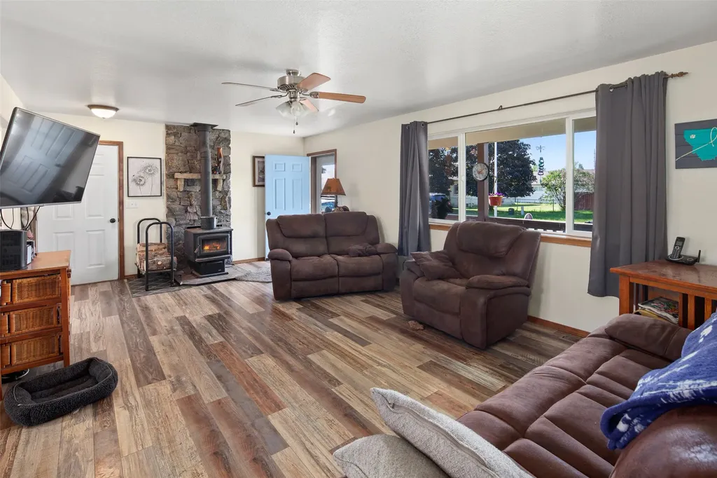 159 Quincy Loop Kalispell MT 59901