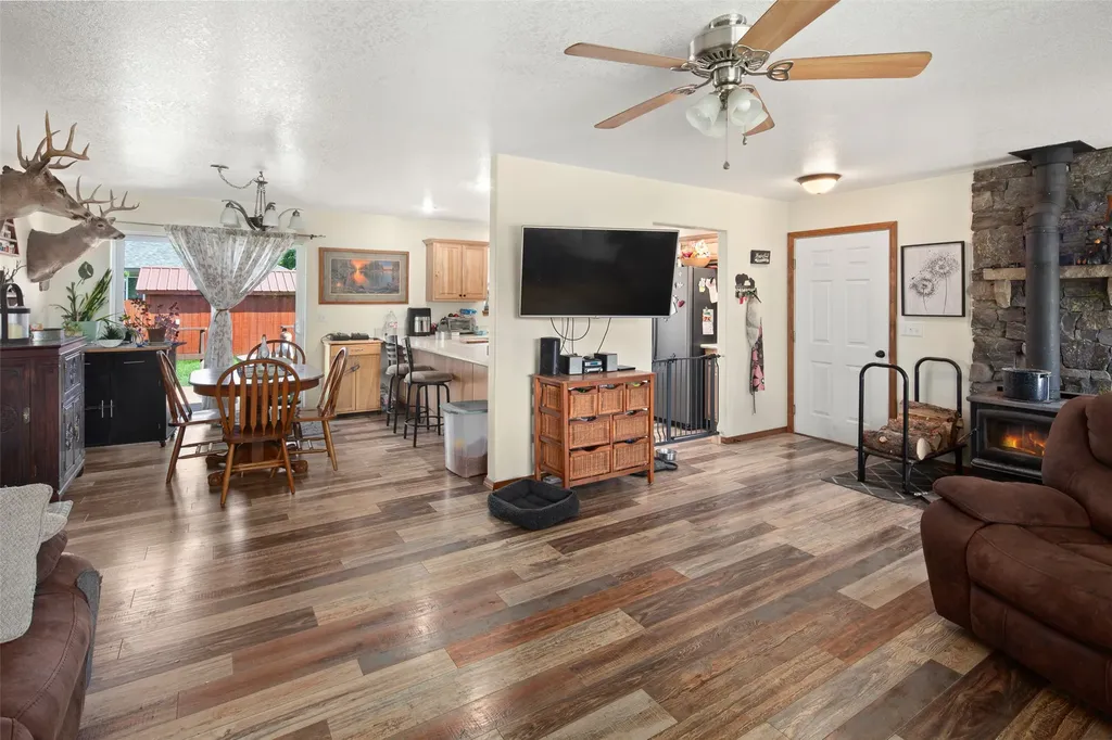 159 Quincy Loop Kalispell MT 59901