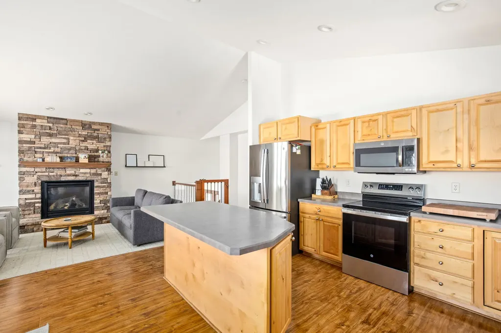 213 38th Avenue NE Great Falls MT 59404