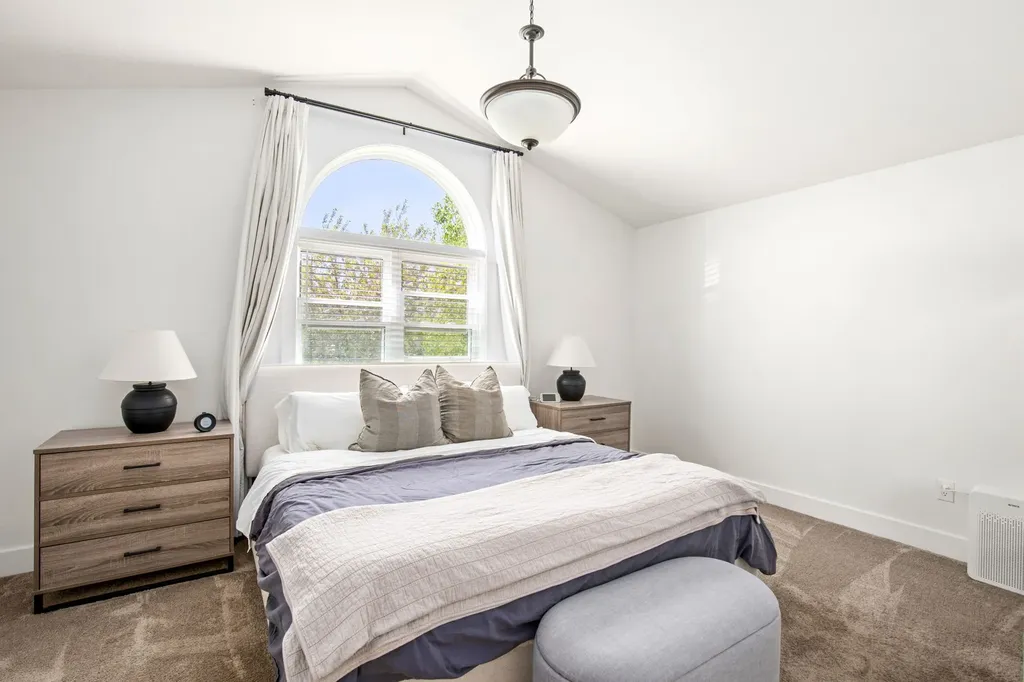 213 38th Avenue NE Great Falls MT 59404