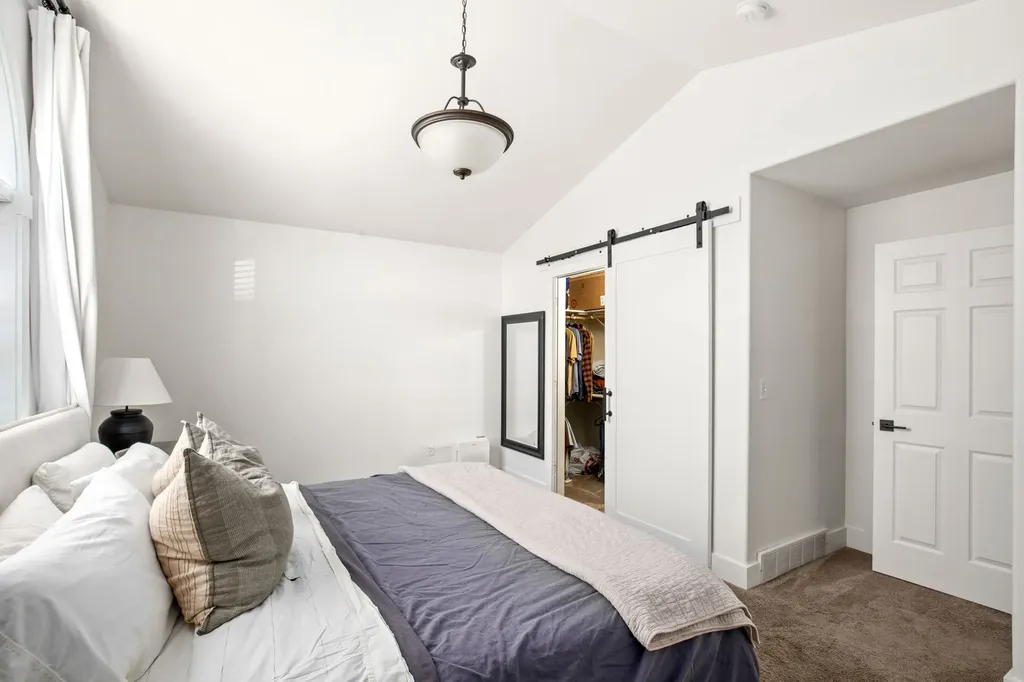 213 38th Avenue NE Great Falls MT 59404