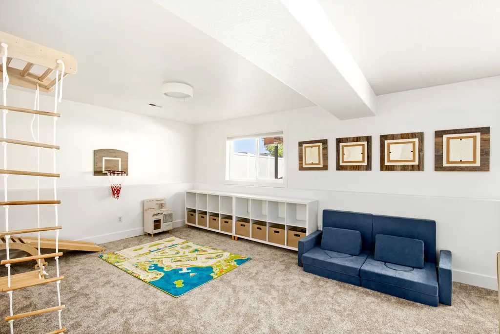 213 38th Avenue NE Great Falls MT 59404