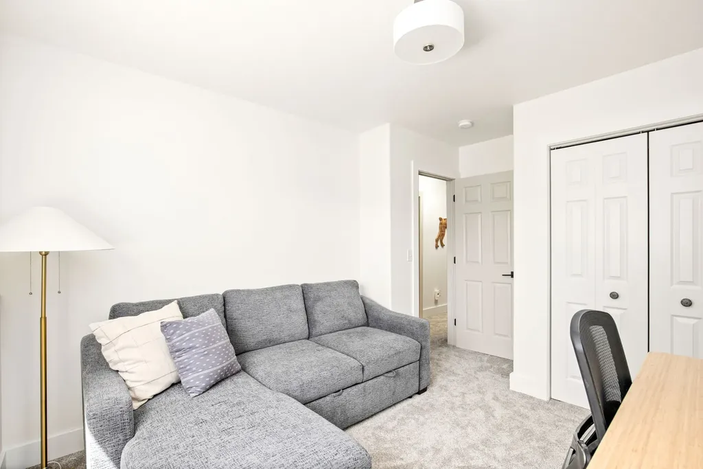213 38th Avenue NE Great Falls MT 59404