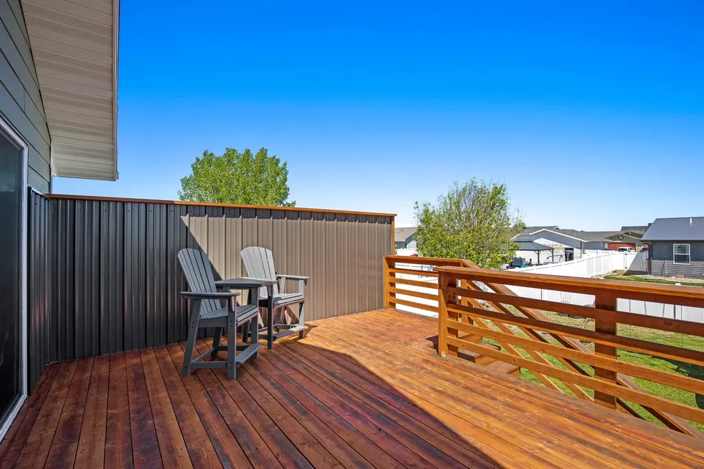 213 38th Avenue NE Great Falls MT 59404